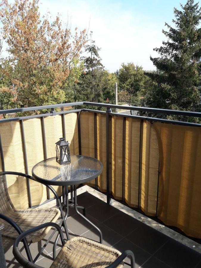 Ferienwohnung Apartament Dywizjonu Warschau Exterior foto